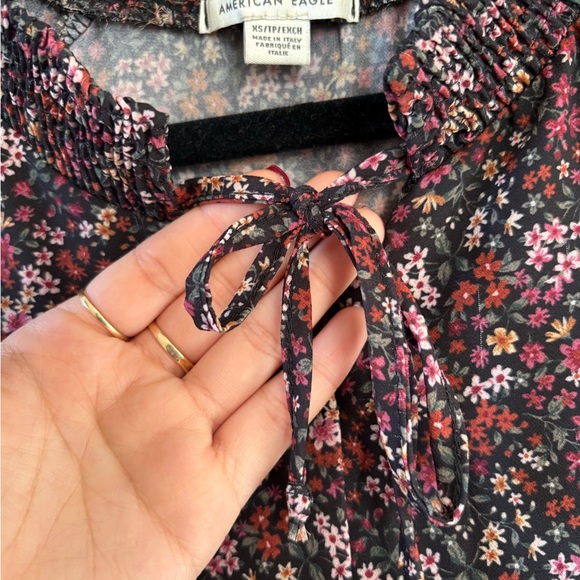 American Eagle Outfitters Floral Tie-Neck Top - Picture 2 of 4